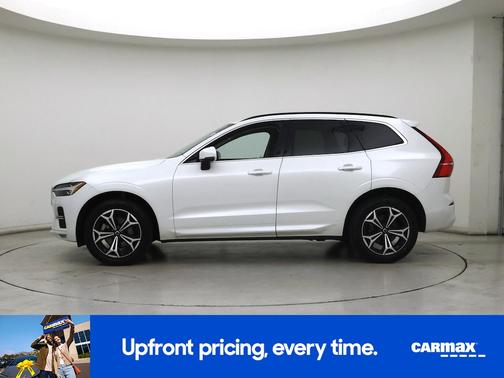 White 2022 Volvo XC60 B5 Momentum