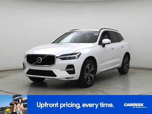 White 2022 Volvo XC60 B5 Momentum