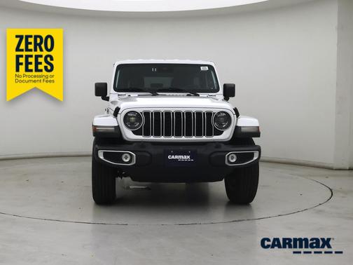 White 2025 Jeep Wrangler Sahara