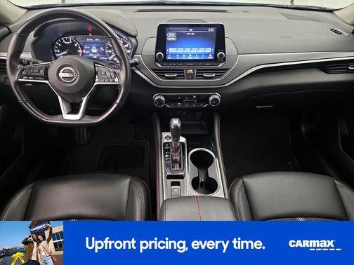 Gray 2023 Nissan Altima SR