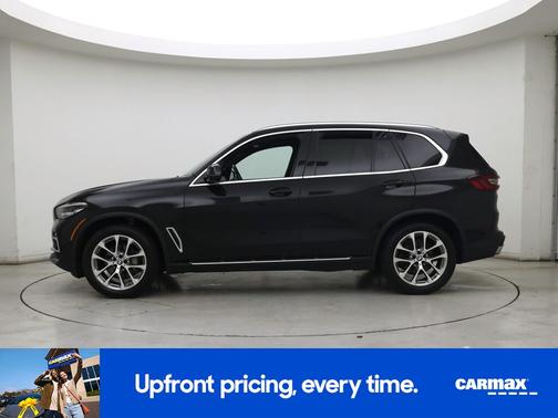 Black 2021 BMW X5 xDrive40i