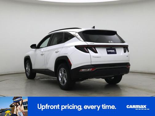 White 2023 Hyundai TUCSON SEL