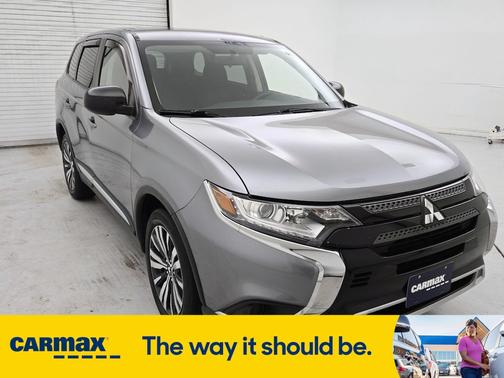 2020 Mitsubishi Outlander ES