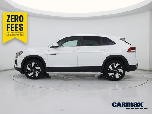 White 2025 Volkswagen Atlas Cross Sport SE w/Tech