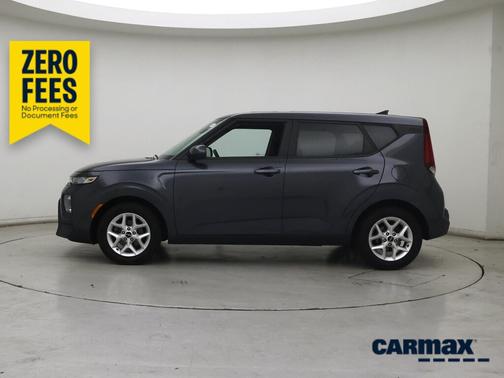 Gray 2022 Kia Soul LX