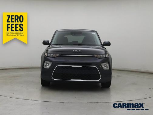 Gray 2022 Kia Soul LX