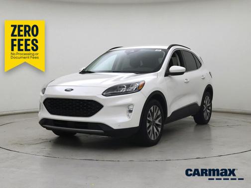 White 2022 Ford Escape Titanium