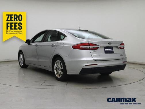 Silver 2019 Ford Fusion Hybrid SE