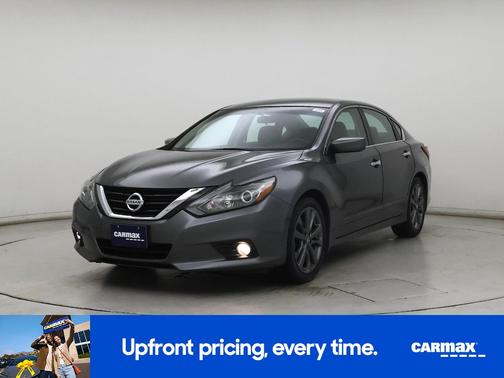 Gray 2018 Nissan Altima SR
