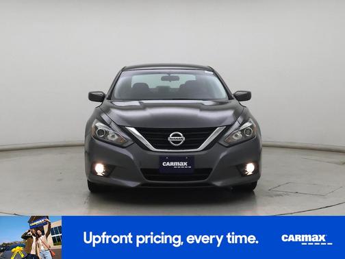 Gray 2018 Nissan Altima SR