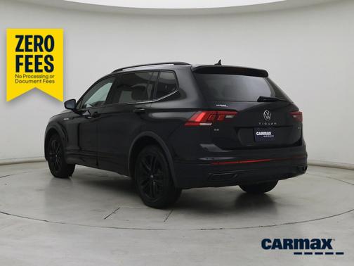 Black 2022 Volkswagen Tiguan SE R-Line Black