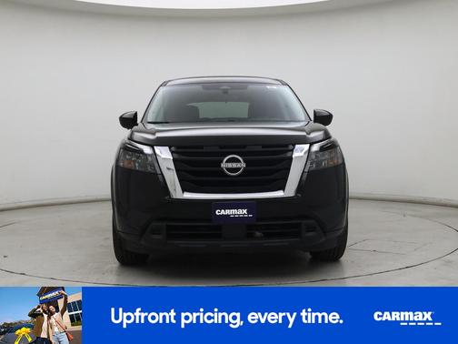 2024 Nissan Pathfinder S