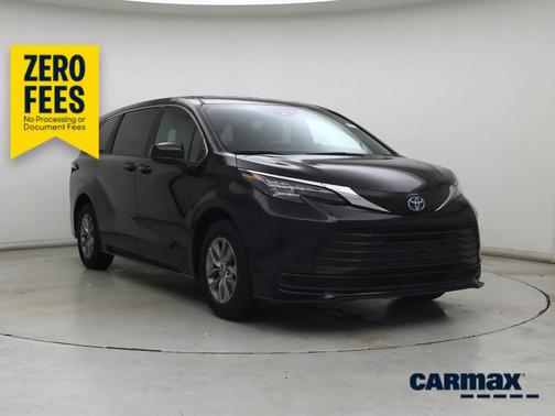 Black 2025 Toyota Sienna LE