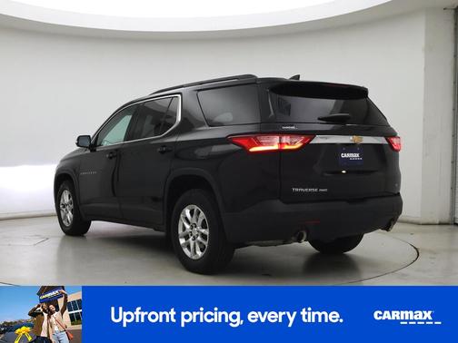 Black 2020 Chevrolet Traverse LT Cloth