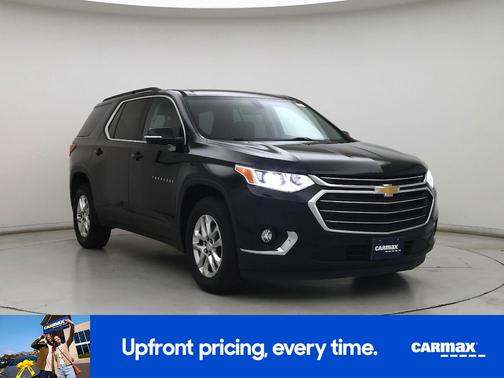 Black 2020 Chevrolet Traverse LT Cloth