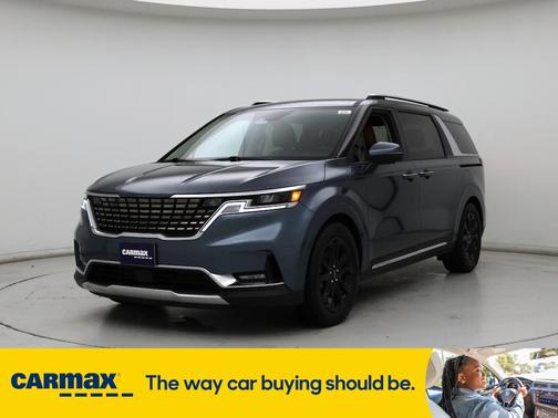 2022 Kia Carnival SX