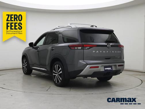 Gray 2023 Nissan Pathfinder Platinum