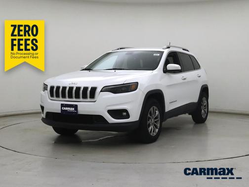 White 2019 Jeep Cherokee Latitude