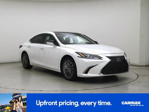 Pearl 2019 Lexus ES 350