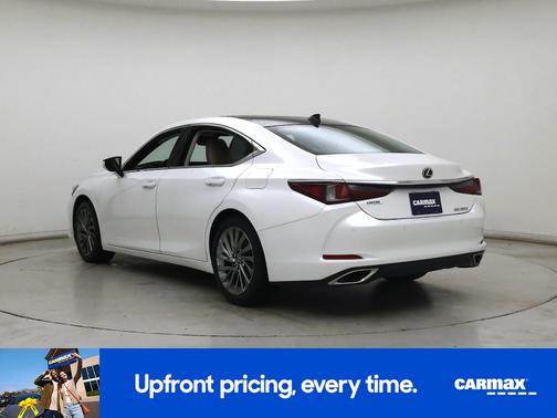 Pearl 2019 Lexus ES 350