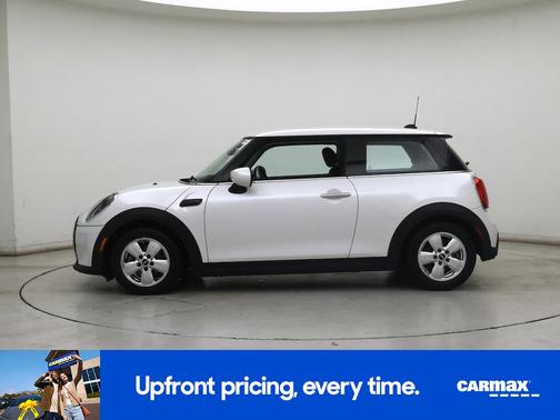 White 2024 MINI Hardtop