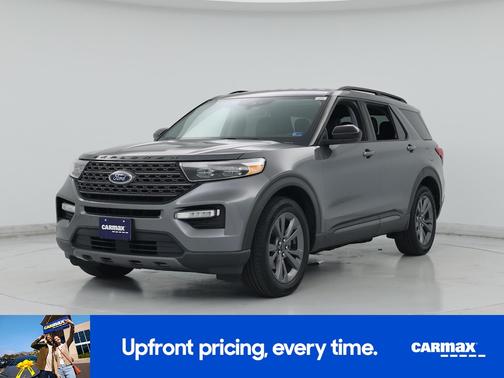 Gray 2022 Ford Explorer XLT