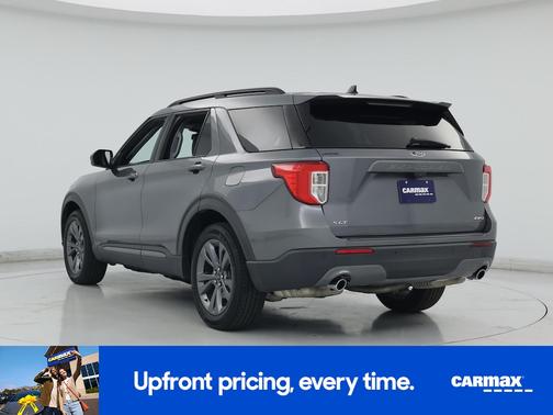 Gray 2022 Ford Explorer XLT