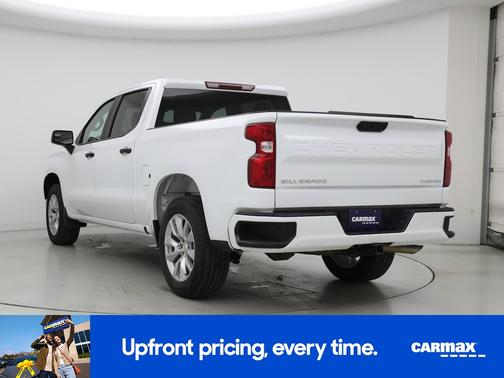 White 2025 Chevrolet Silverado 1500 Custom