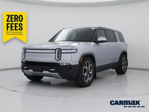 Silver 2023 Rivian R1S Adventure Quad-Motor Large