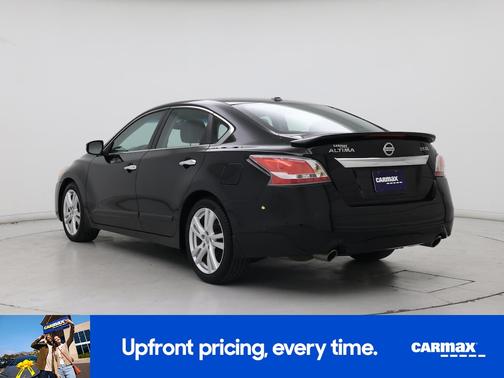Black 2015 Nissan Altima SL