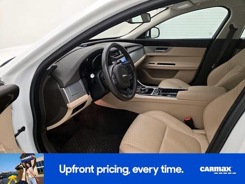 White 2017 Jaguar XF Prestige