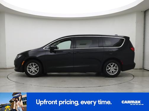 Black 2022 Chrysler Voyager LX