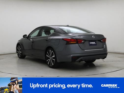 2022 Nissan Altima SR