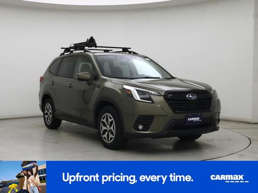 Green 2024 Subaru Forester Premium