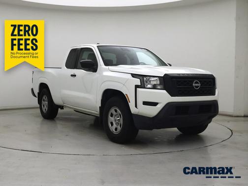 White 2022 Nissan Frontier S