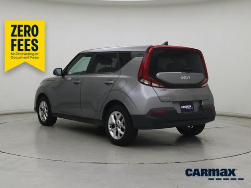 Gray 2022 Kia Soul LX
