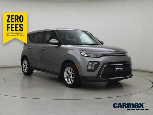 Gray 2022 Kia Soul LX