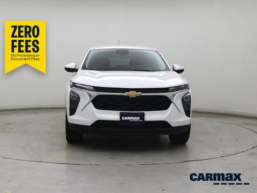 White 2024 Chevrolet Trax LS