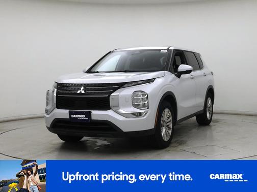 2022 Mitsubishi Outlander ES