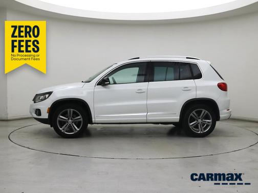 White 2017 Volkswagen Tiguan Sport