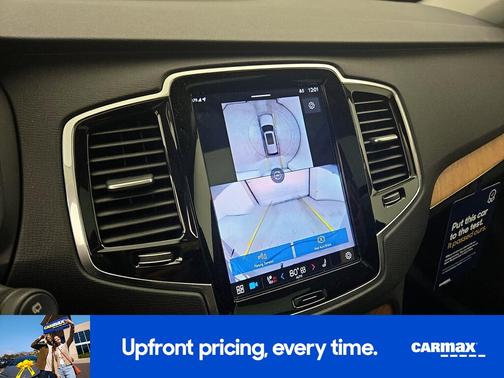 2024 Volvo XC90 B6 Plus Bright Theme