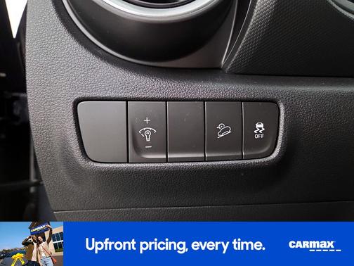 2022 Hyundai KONA SE