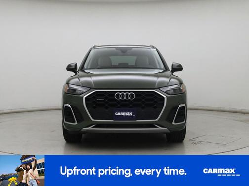 Green 2023 Audi Q5 S-Line Premium