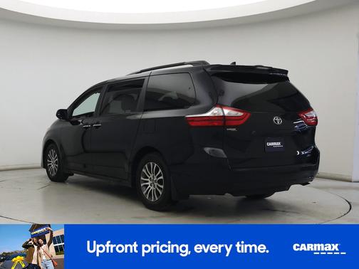 2019 Toyota Sienna XLE