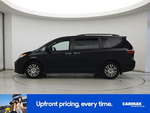 2019 Toyota Sienna XLE