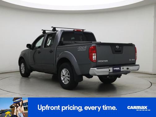 Gray 2018 Nissan Frontier SV