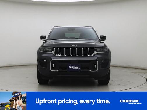 Gray 2022 Jeep Grand Cherokee Overland