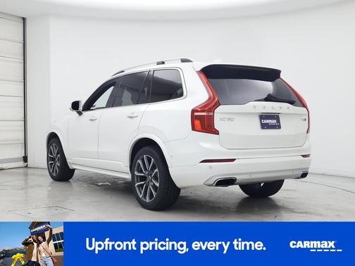 2019 Volvo XC90 T6 Momentum