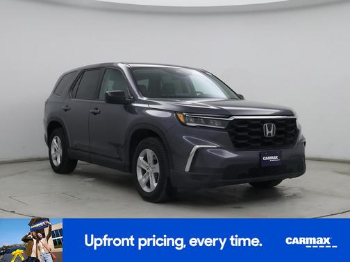 Gray 2023 Honda Pilot LX