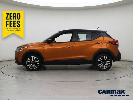 Orange 2019 Nissan Kicks SV